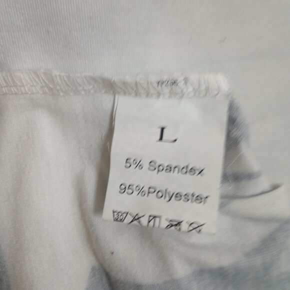 "Love me like my demons do" women's shirt - Picture 3 of 4